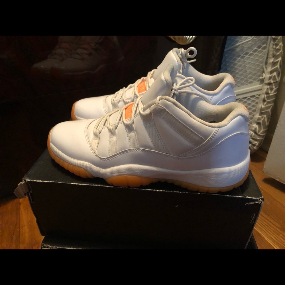 Air Jordan 11 Retro Low GG